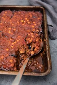 Maghmour – aubergine and chickpea casserole